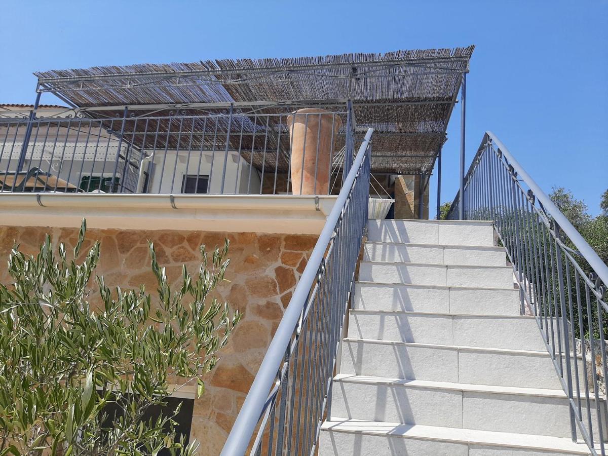 Villa Aspros - Traditionell, Ruhig Und Strandnah 라이아페이즈 외부 사진
